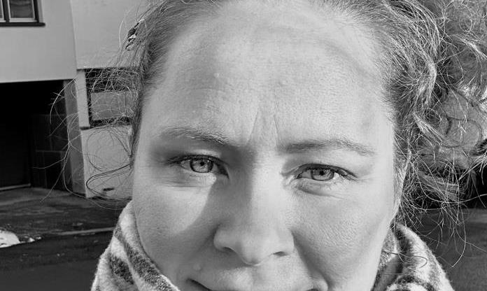 Anne R